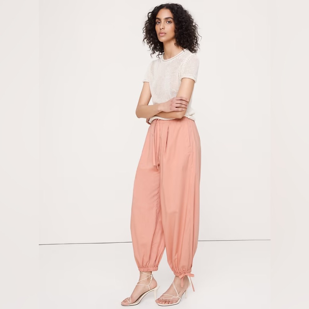 NWT! Banana Republic Pink Rose Creme Lightweight Cotton Balloon Pant - Medium 🩷